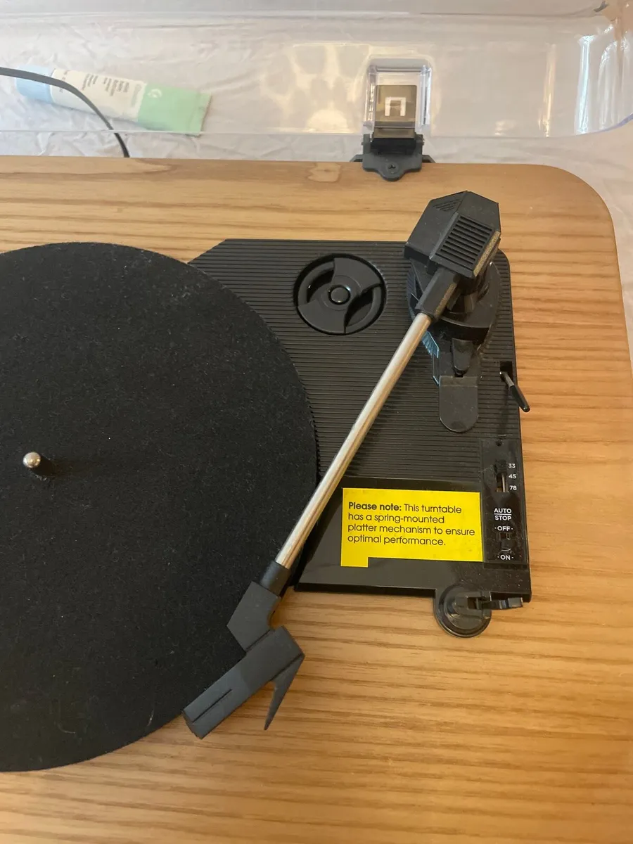 ION vinyl turntable - Image 4