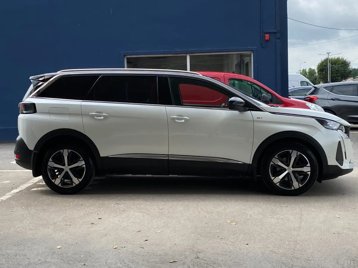 Peugeot 5008 1.5HDi 130bhp Auto GT *Full Leather* - Image 2
