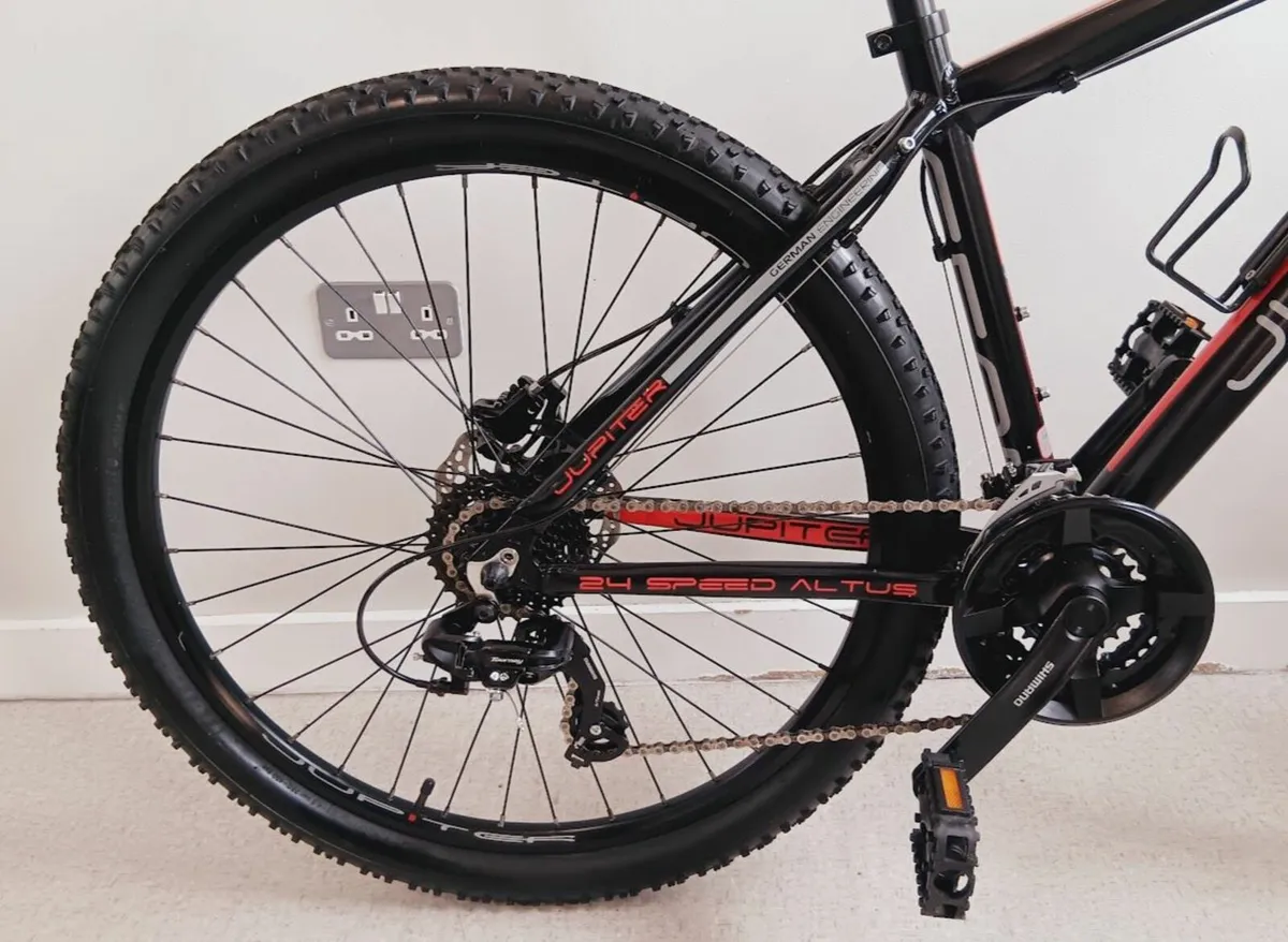 jupiter atlas mountain bike like new - Image 4