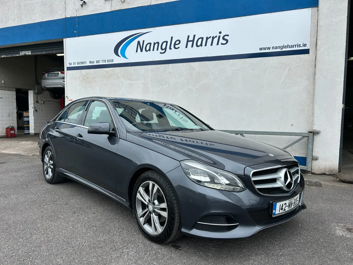 Mercedes-Benz E-Class ELEGANCE SPORT. - Image 4