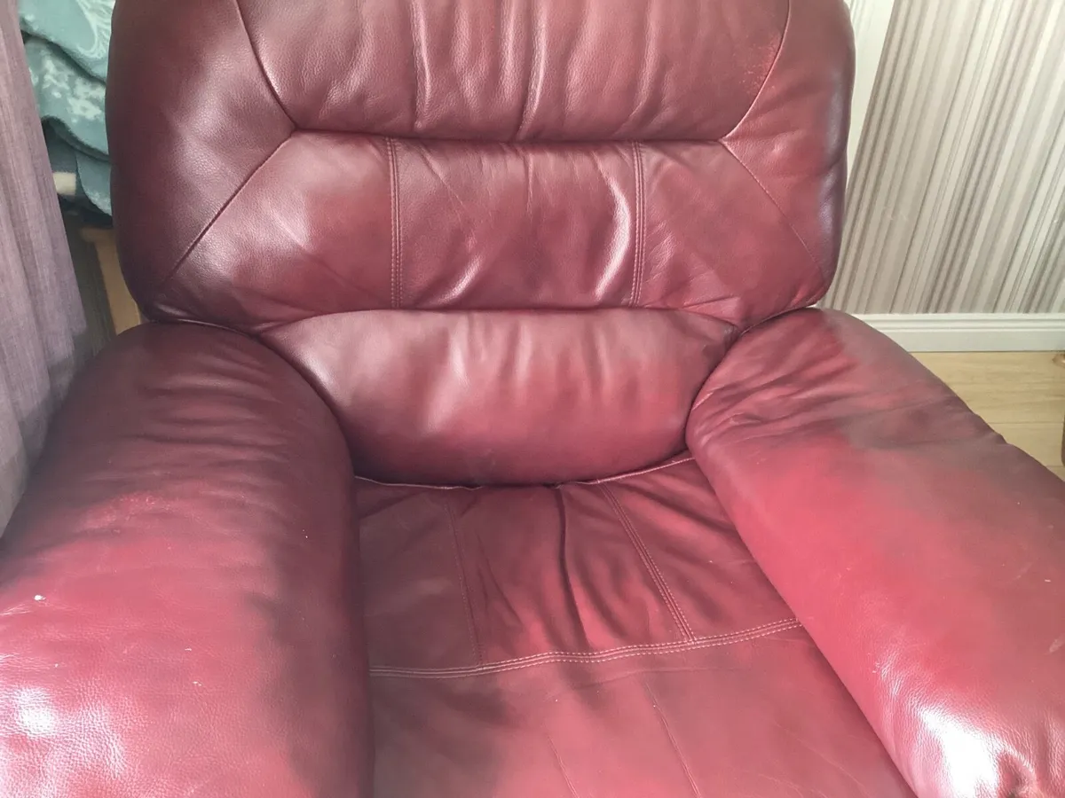 Leather 3 piece suite - Image 2