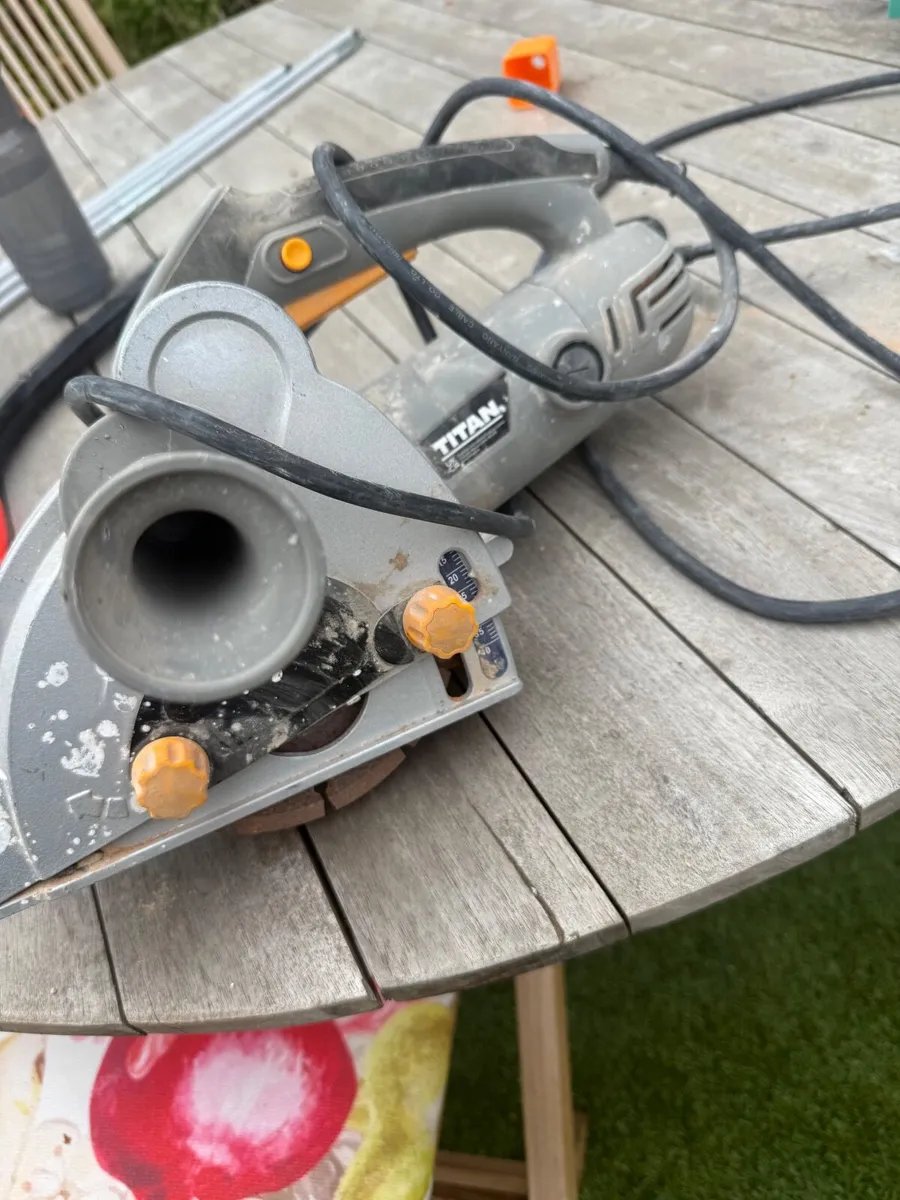 TITAN TTB293WCH 150MM 1700W ELECTRIC WALL CHASER - Image 1