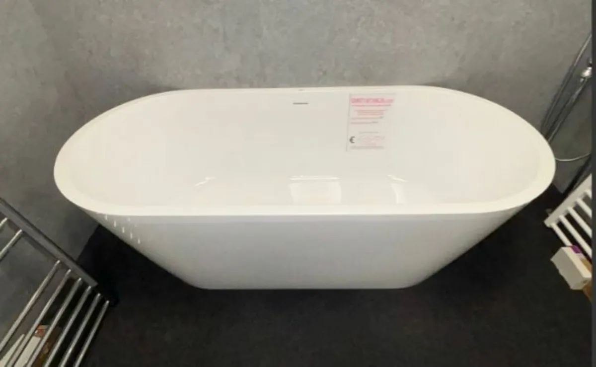 BATHSHACK - Ex-Display Designer Freestanding Bath - Image 1