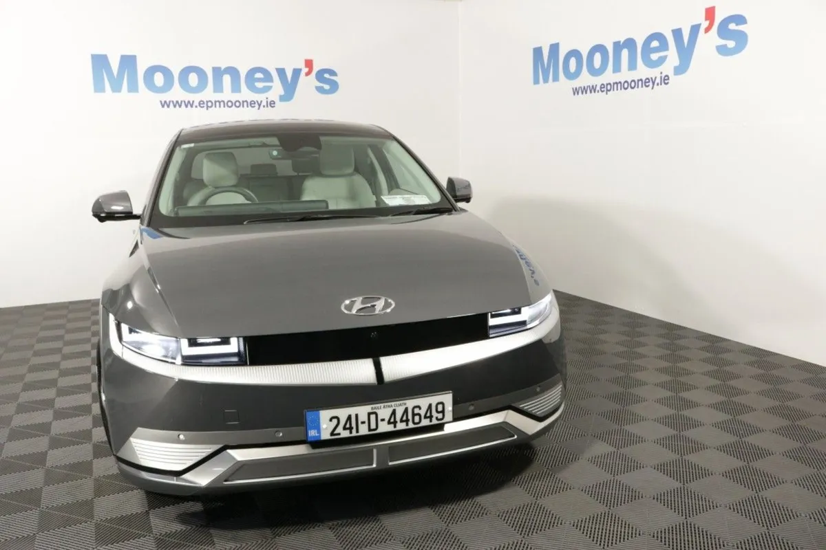 Hyundai Ioniq 5 Platinum 77 kWh EV - Image 2