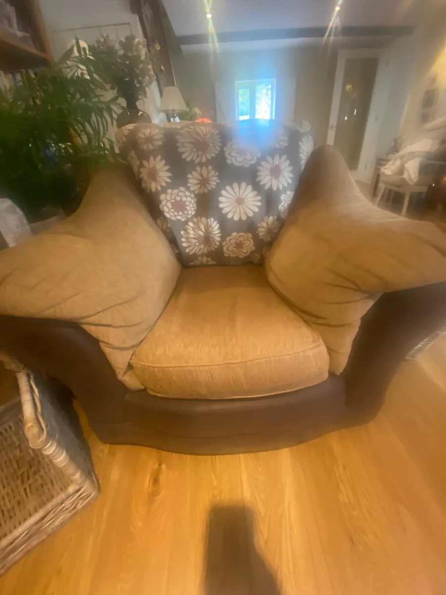 Living Room Sofa, Armchair and Furniture - Image 4