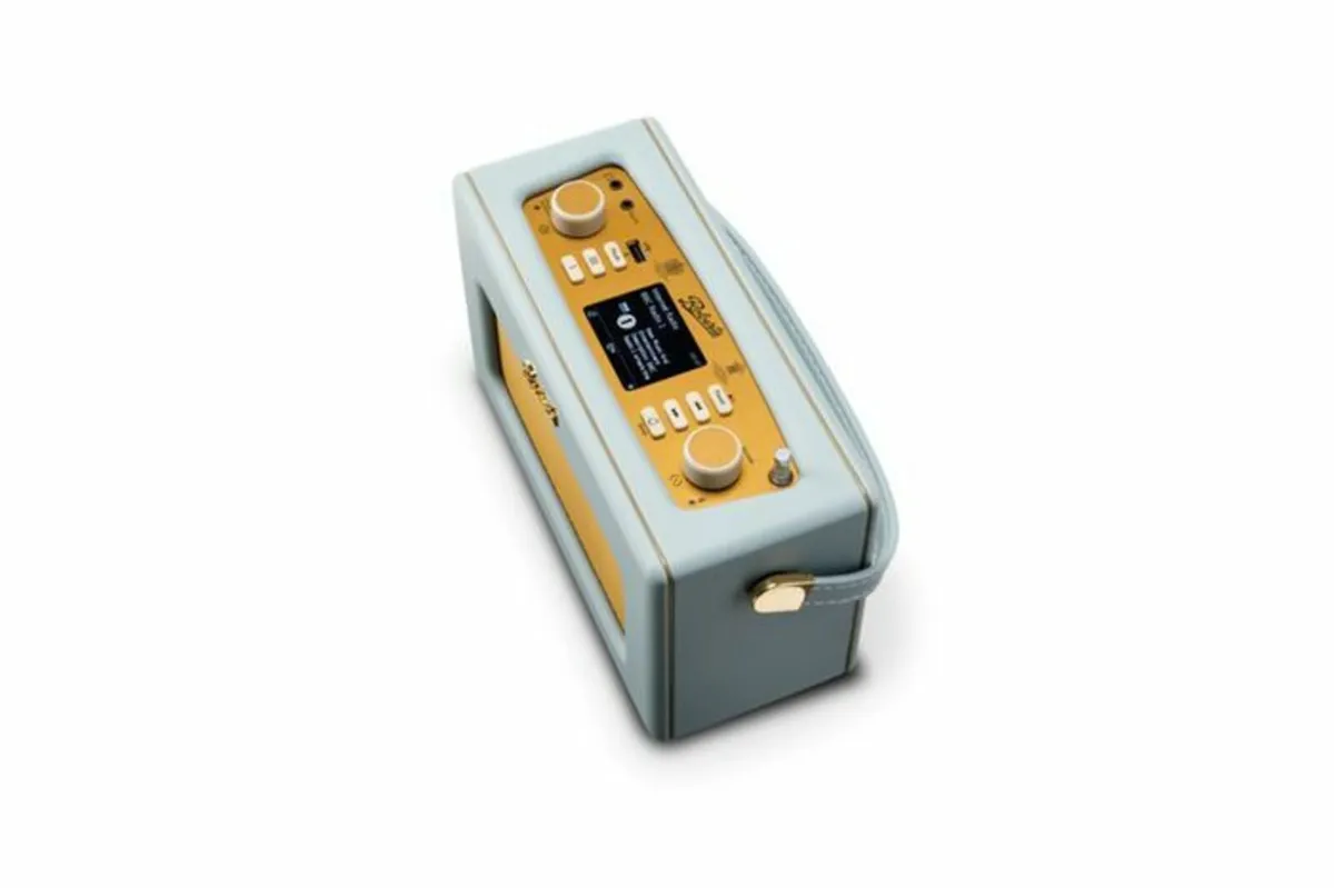 iStream 3 Revival Radio  Internet Smart Radio - Image 2