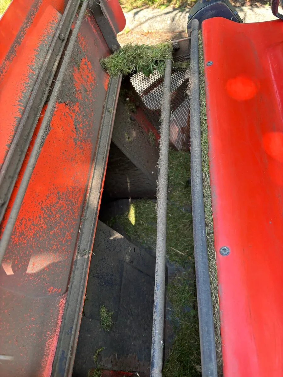 Kubota GR 1600 mower - Image 3