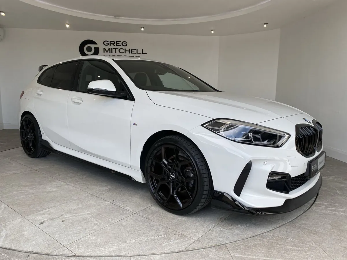 BMW 1-Series 2021 - Image 1