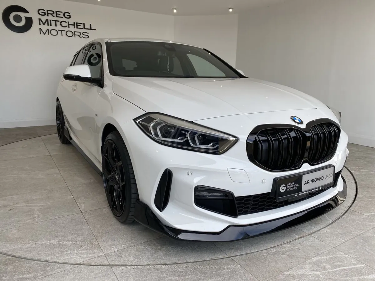 BMW 1-Series 2021 - Image 3