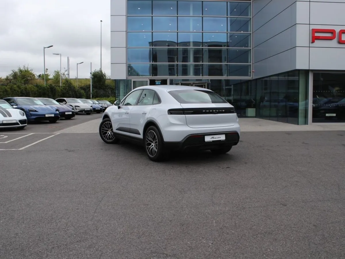 Porsche Macan Electric - Image 3
