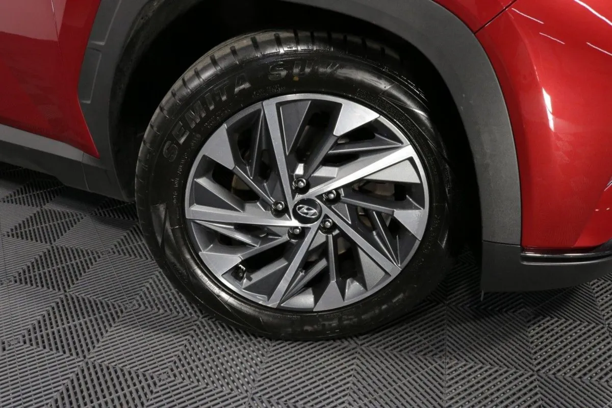 Hyundai Tucson Executive Plus 1.6l Diesel SUV - Image 4