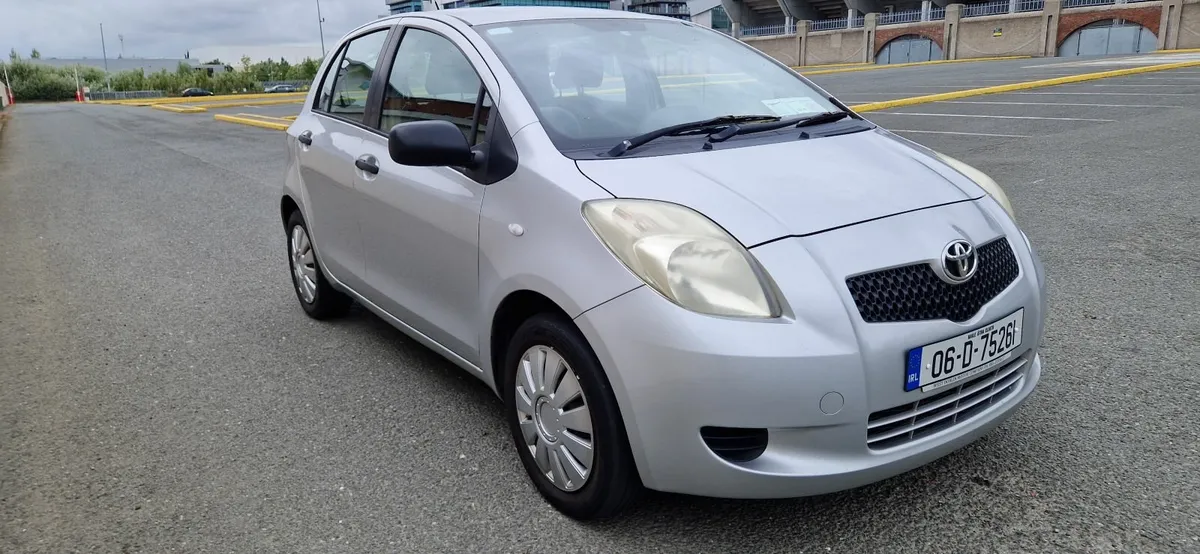 Toyota Yaris 2006 - Image 1