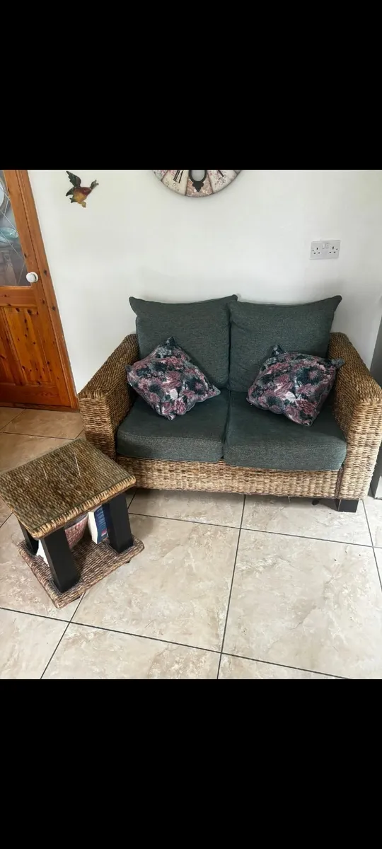 2 Seater Couch & Table - Image 2