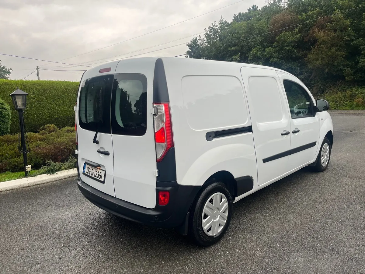 Renault Kangoo 1.5dci LWB- tiny mileage - Image 4