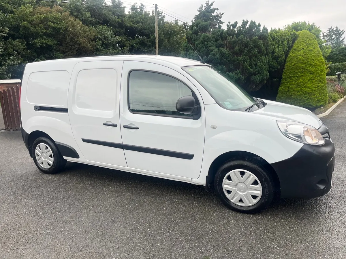 Renault Kangoo 1.5dci LWB- tiny mileage - Image 1