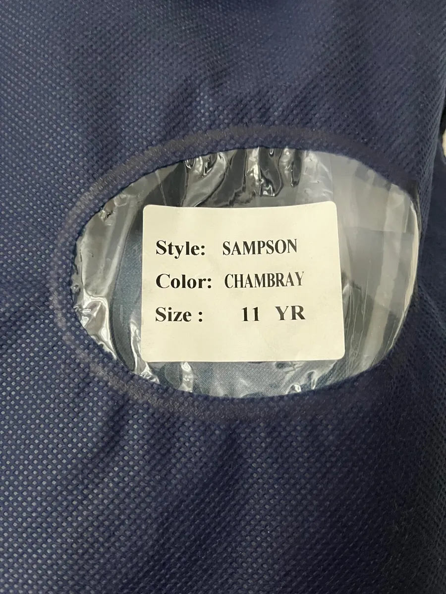 Boys suit - Image 4