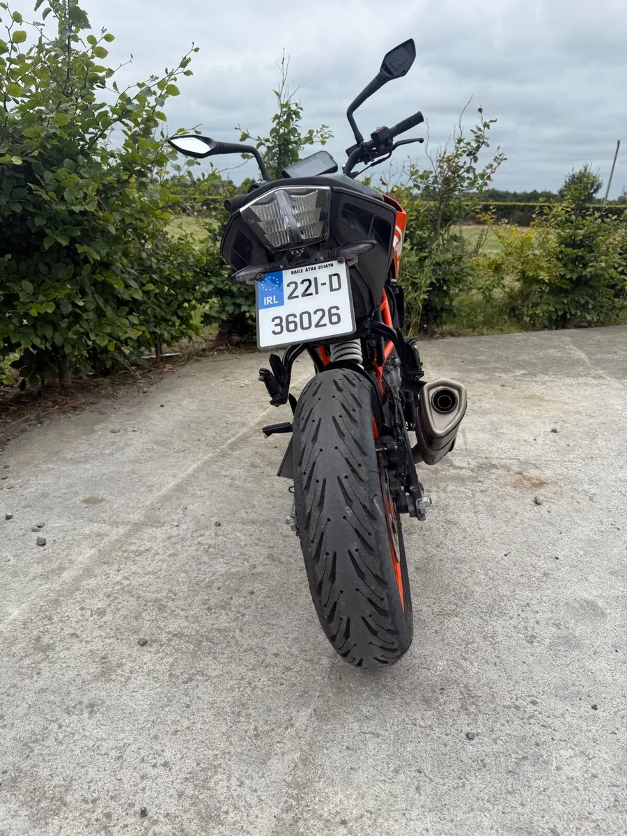 KTM Duke 125 2022 - Image 2