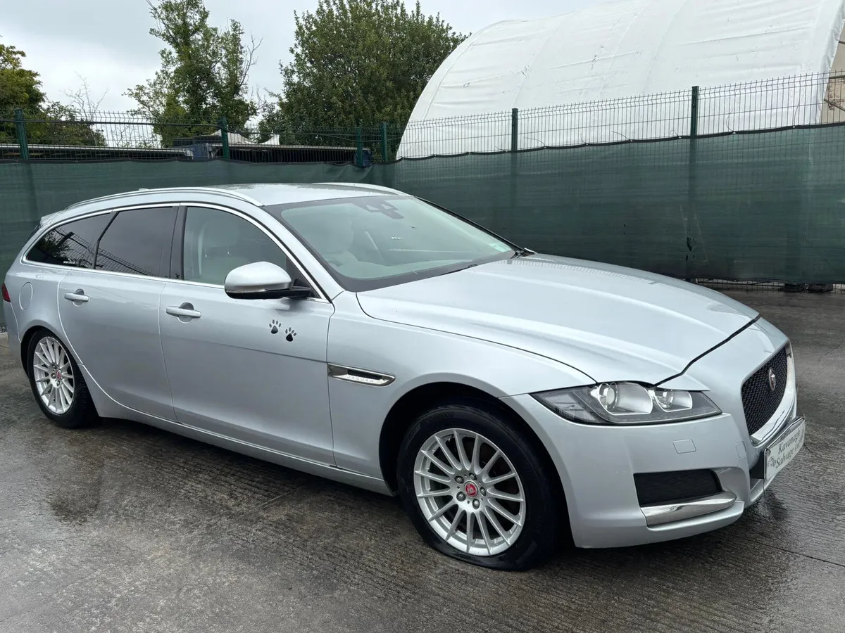 2017 Jaguar XF Prestige 2.0L Diesel - Image 2