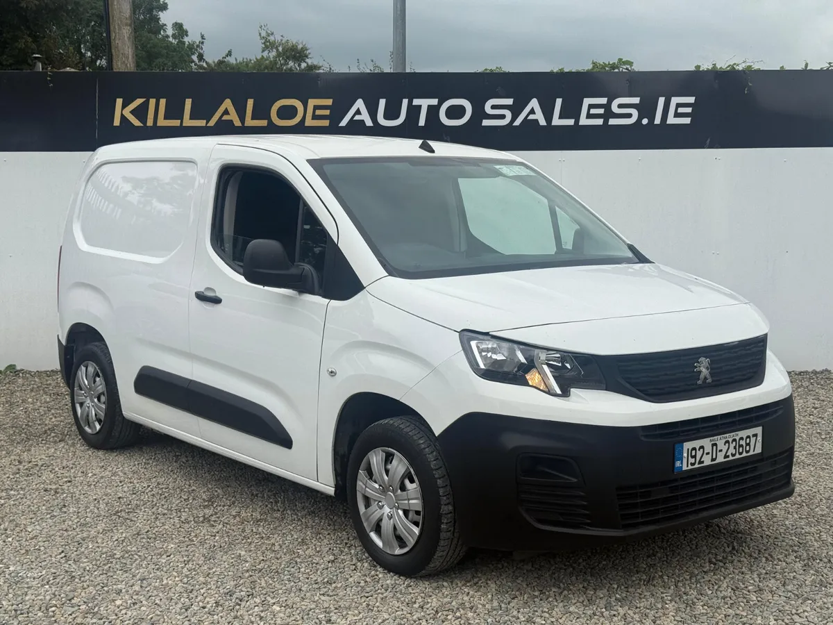 Peugeot Partner 3 seater (Very Low miles) - Image 1