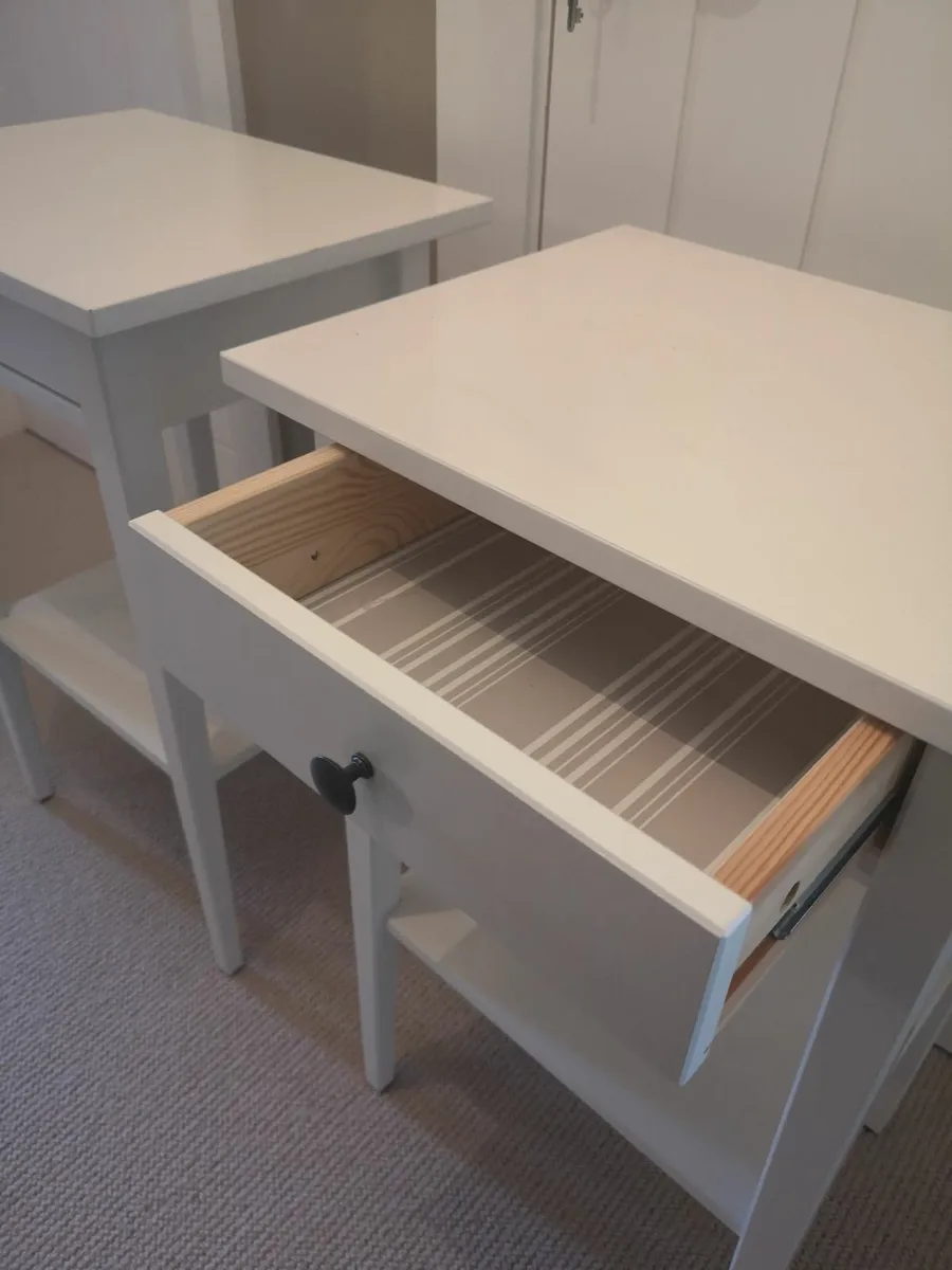 Bedside tables - Image 4