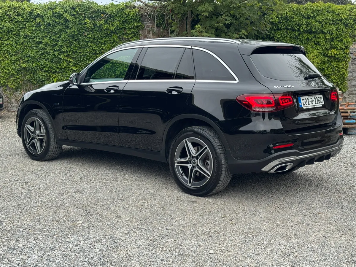 2020 Mercedes-Benz GLC AMG Line Plug In Hybrid - Image 3