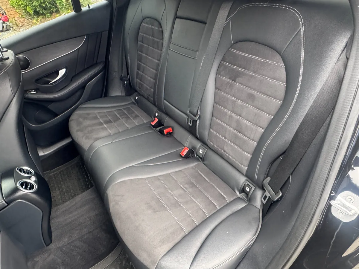 2020 Mercedes-Benz GLC AMG Line Plug In Hybrid - Image 4