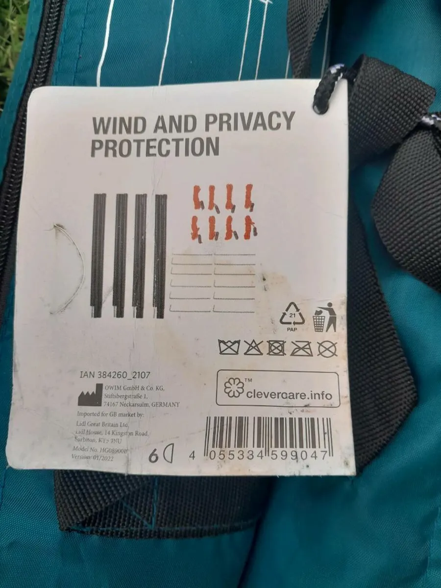 2 WIND BREAKERS - Image 4