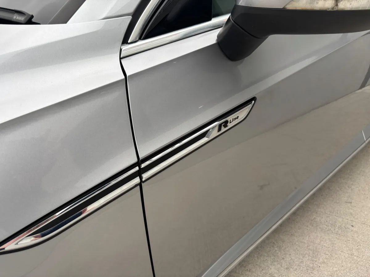 STUNNING 2018 VOLKSWAGEN ARTEON 2.0L R-LINE DSG - Image 4