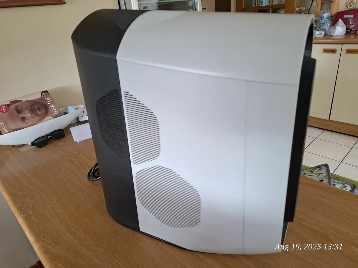2021 Alienware Gaming PC, Ryzen 7 5800X, RTX3060Ti - Image 4