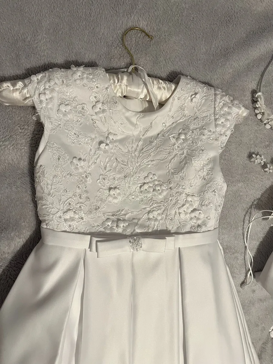 Communion dress - Image 1