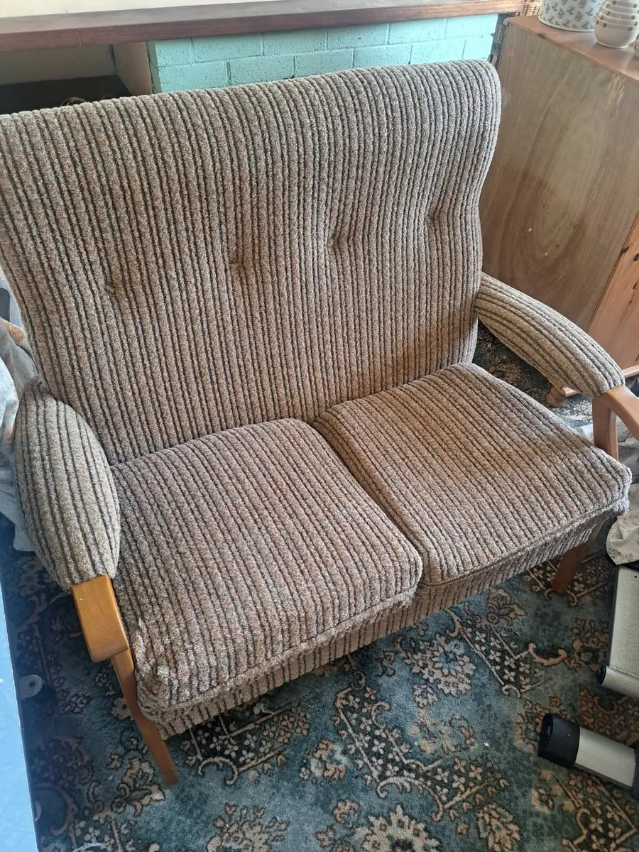 Couch - Image 2