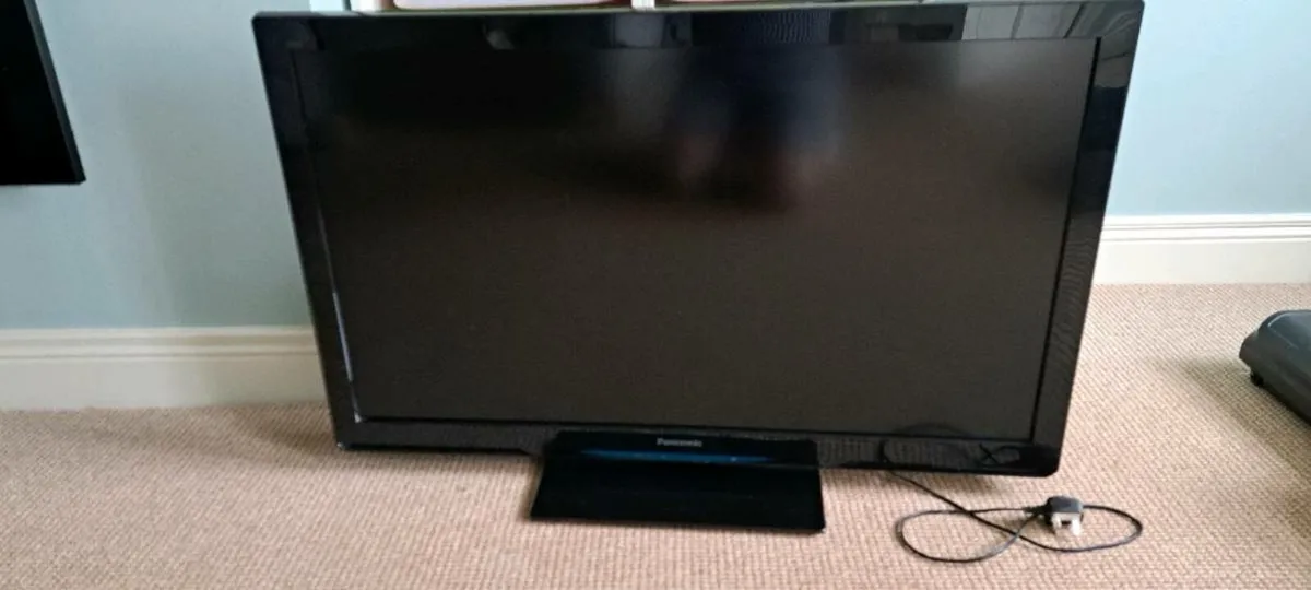 42 Inch Panasonic TV - Image 3