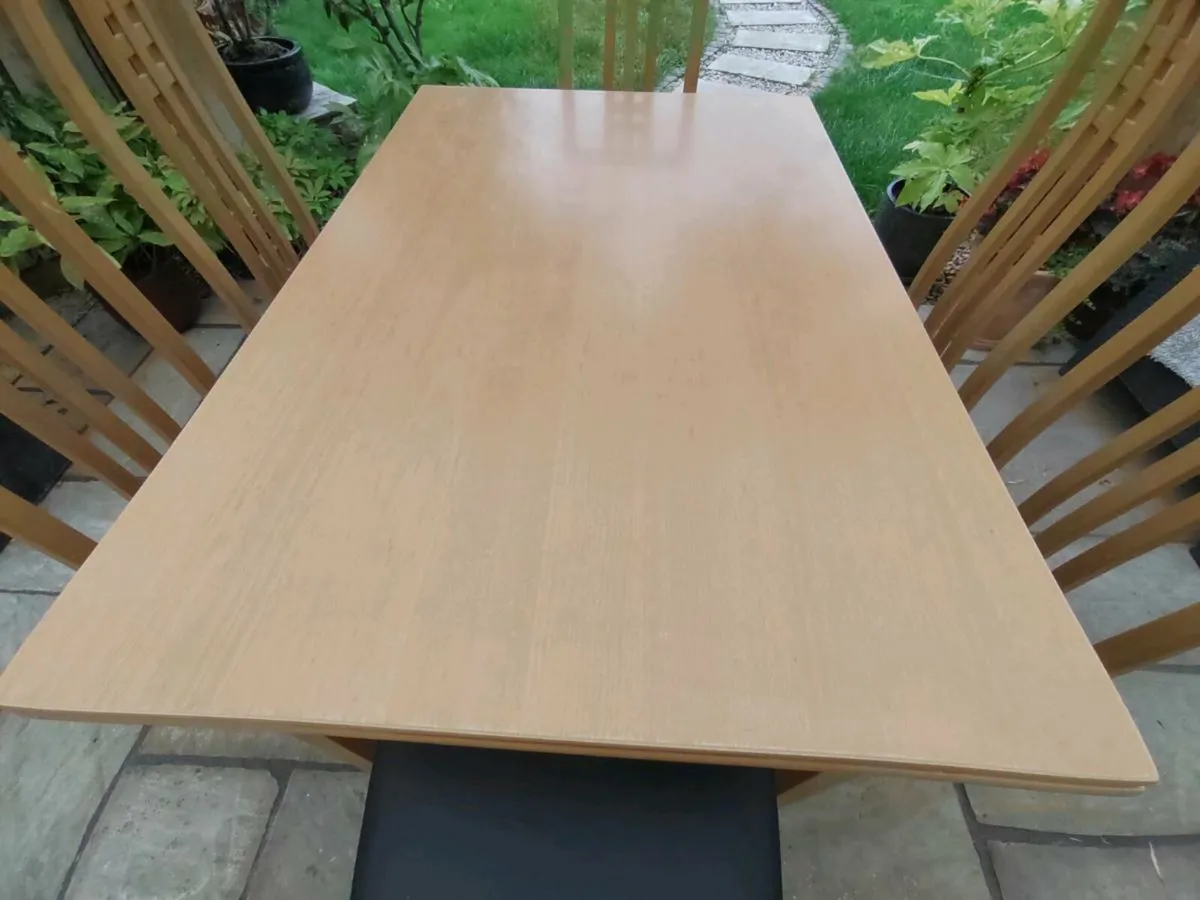 Kitchen dining table - Image 2