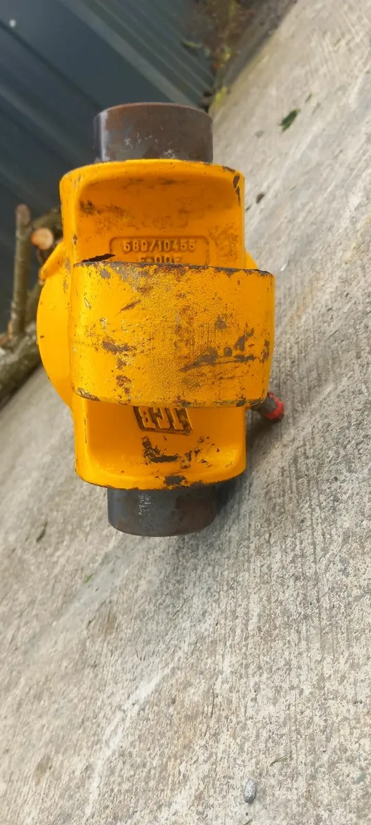 Hydraulic Ram - Image 1