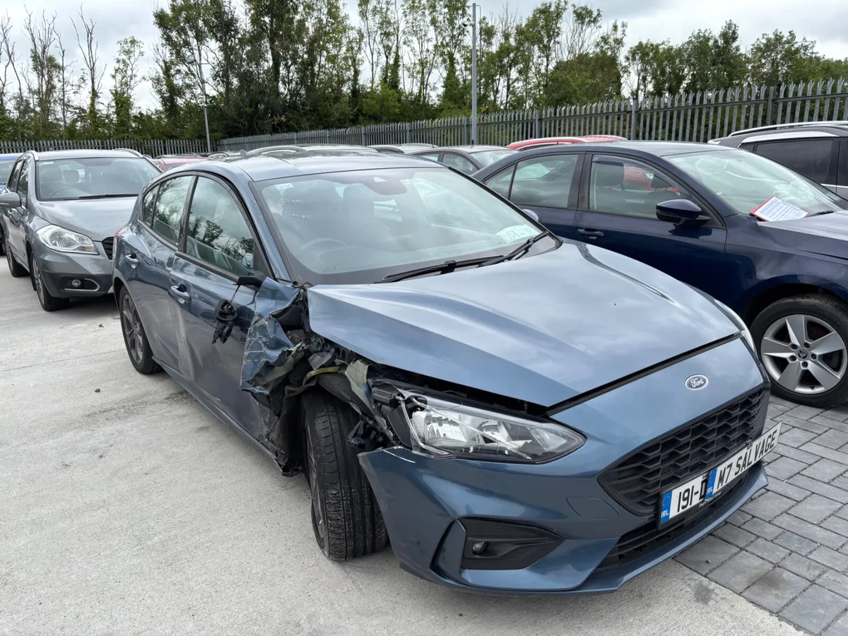 19 Focus ST-line 1.0 Petrol Starting 100km - Image 2