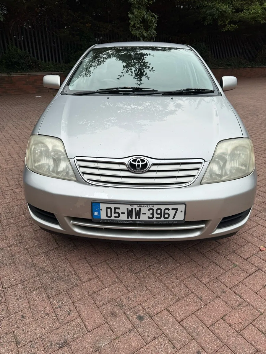 Toyota Corolla - Image 2