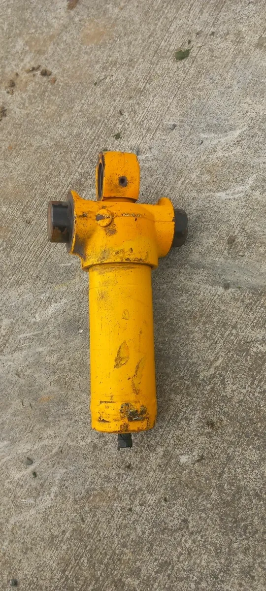 Hydraulic Ram - Image 2