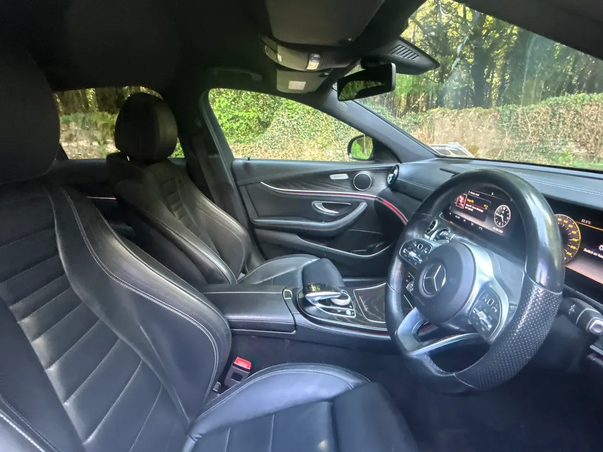 201 MERCEDES E220CDI AMG NIGHT EDITION - Image 4