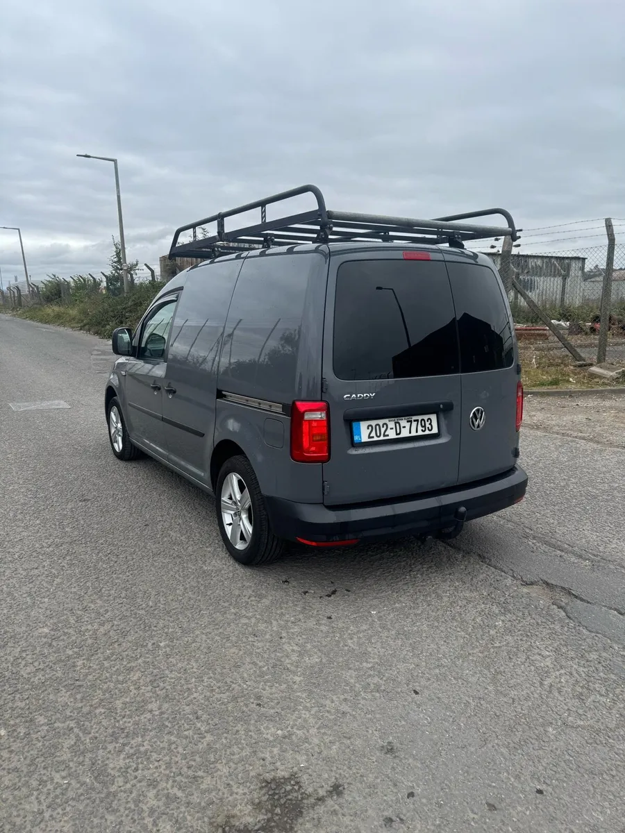 Volkswagen caddy low km no vat - Image 4
