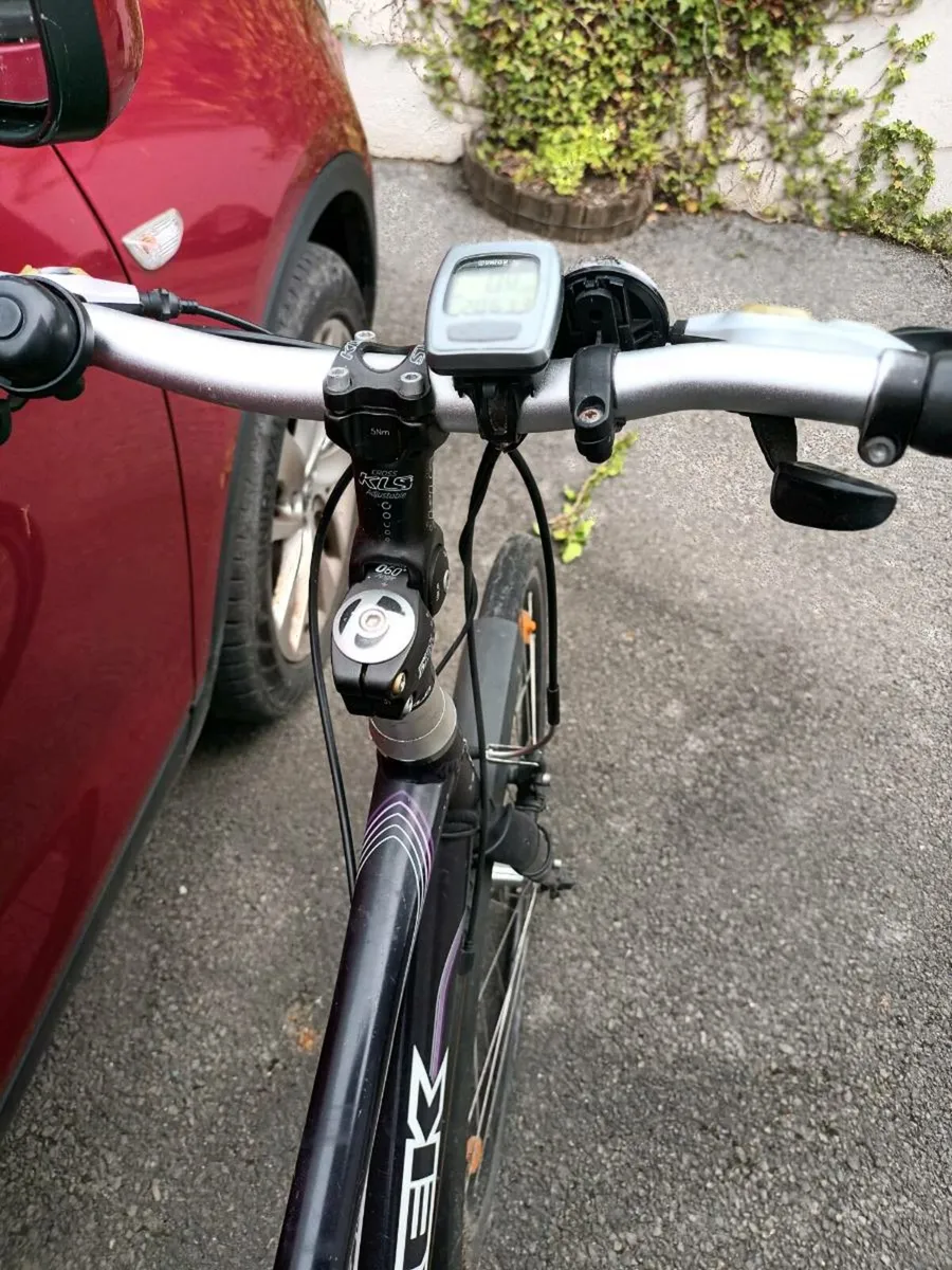 2 hybrid bicycles - Image 3