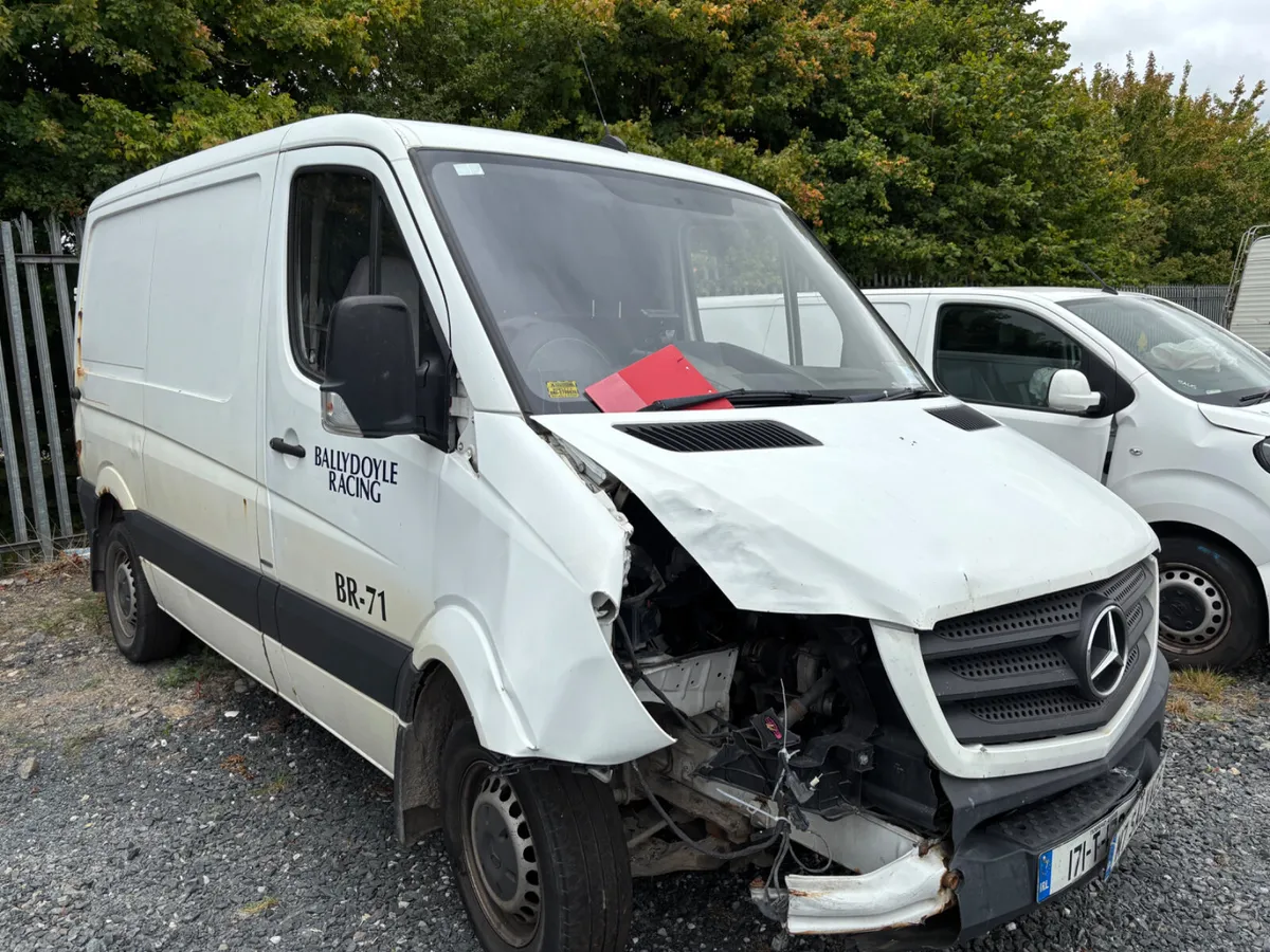 17 Sprinter 214/32 EU6 2.1 Diesel 230km Starting - Image 2