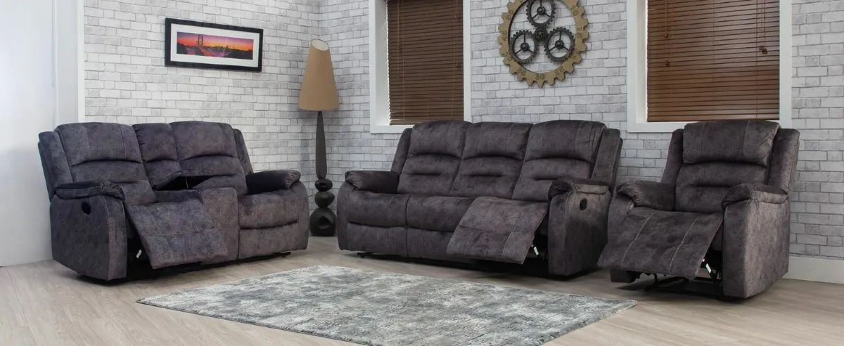 Willow recliners - Image 1