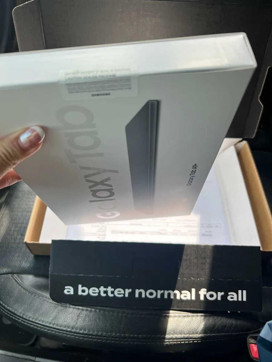 Samsung a9+ tablet - Image 3