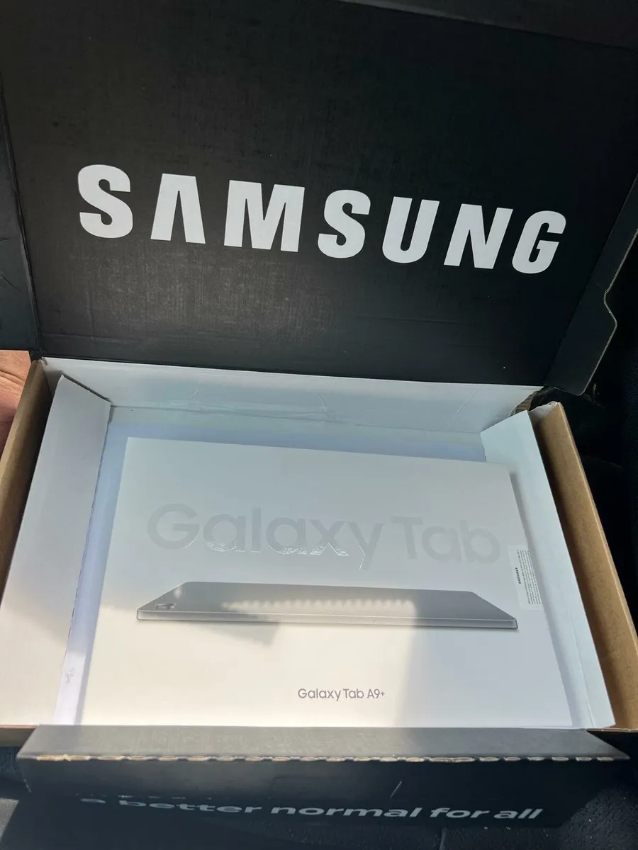 Samsung a9+ tablet - Image 4