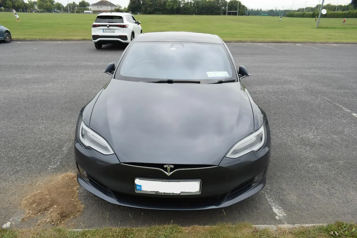Tesla Model S 2017 - Image 1