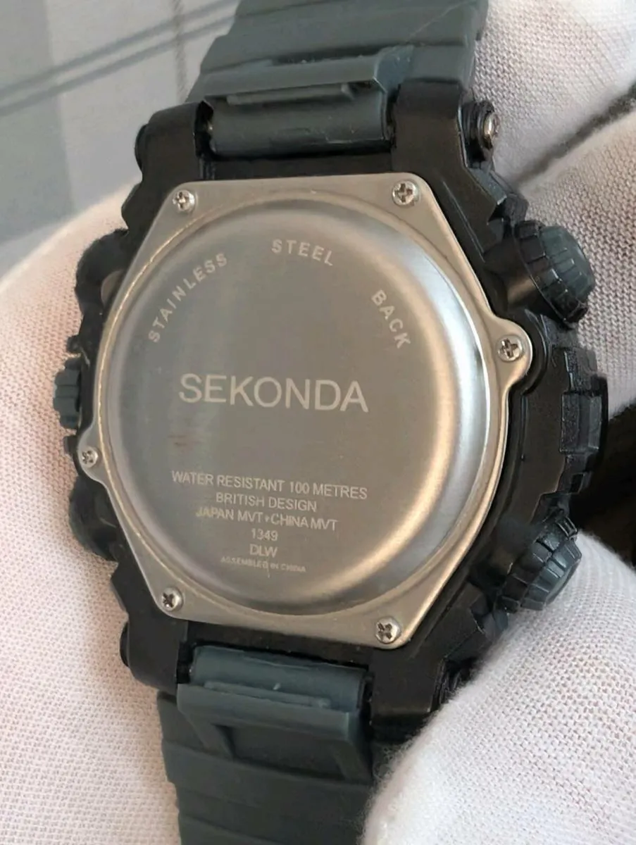 Sekonda Men's Sports Chronograph Watch Model 1349 - Image 2