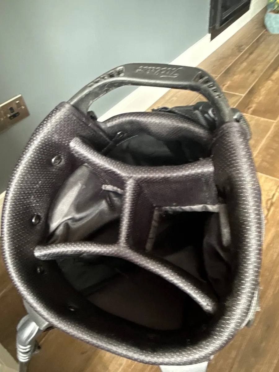 Titleist Stand Bag - Image 2