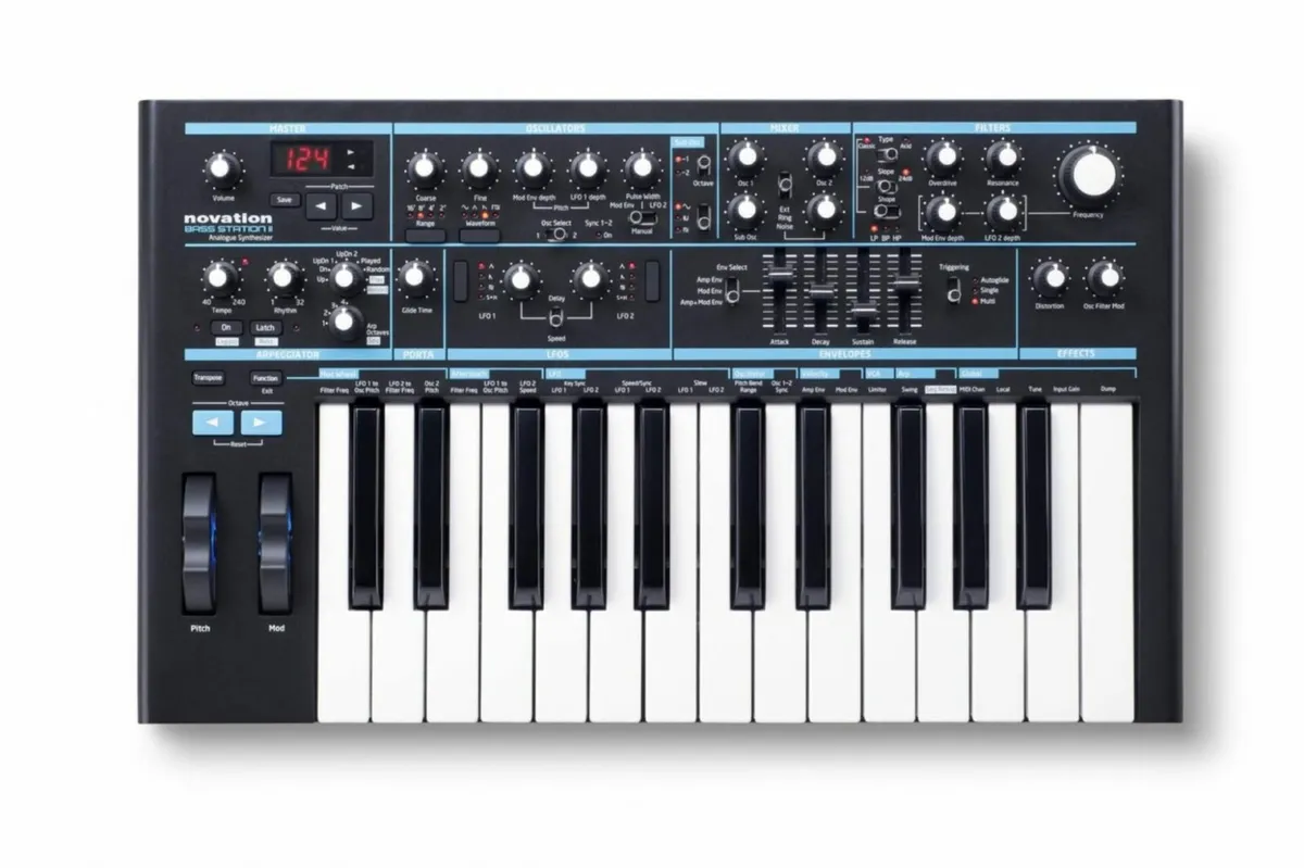 NOVATION BASS STATION II - Image 1