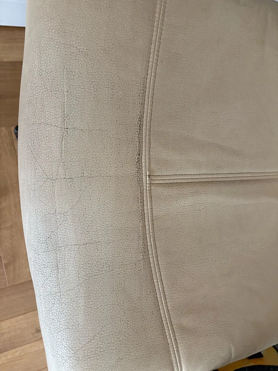 Desk chair - Image 2