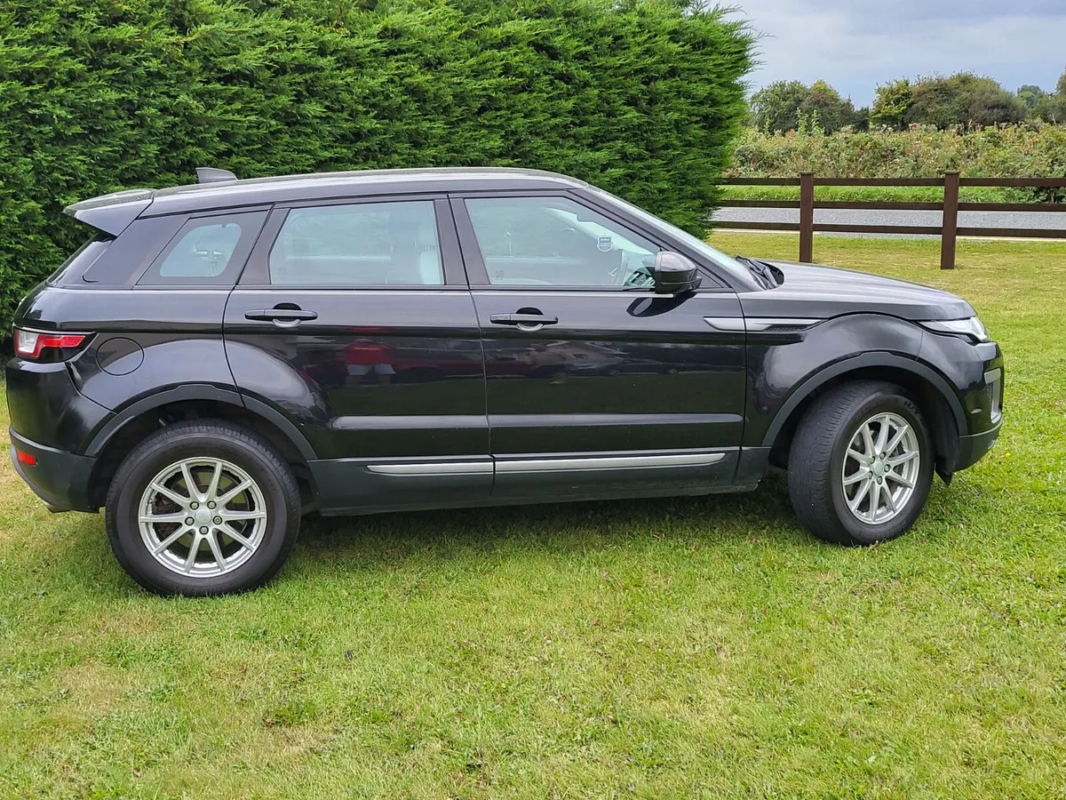 Land Rover Range Rover Evoque 2017 - Image 3